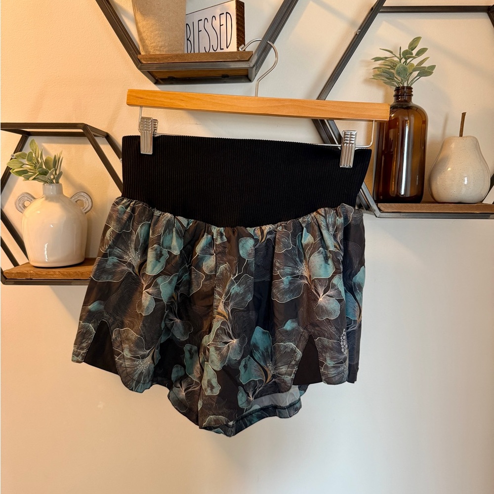 FP Movement Shorts Sz L